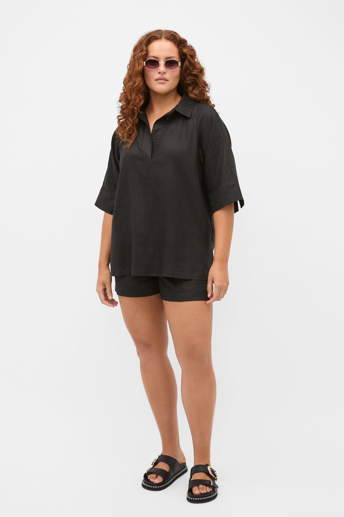 Core Linen High Rise Short