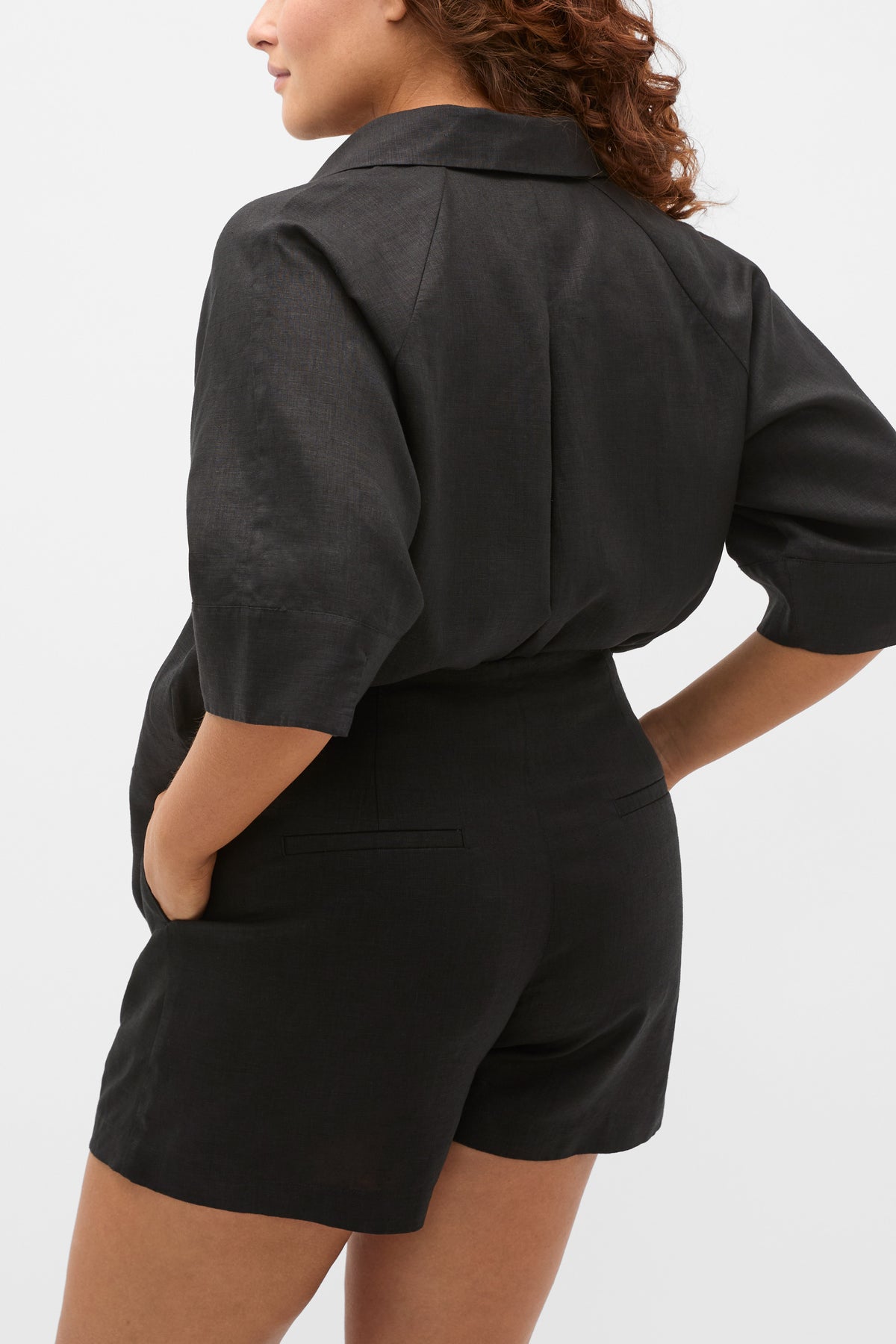 Core Linen High Rise Short