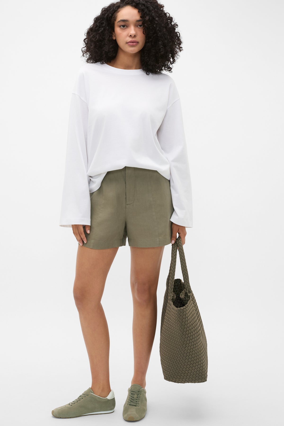 Core Linen High Rise Short