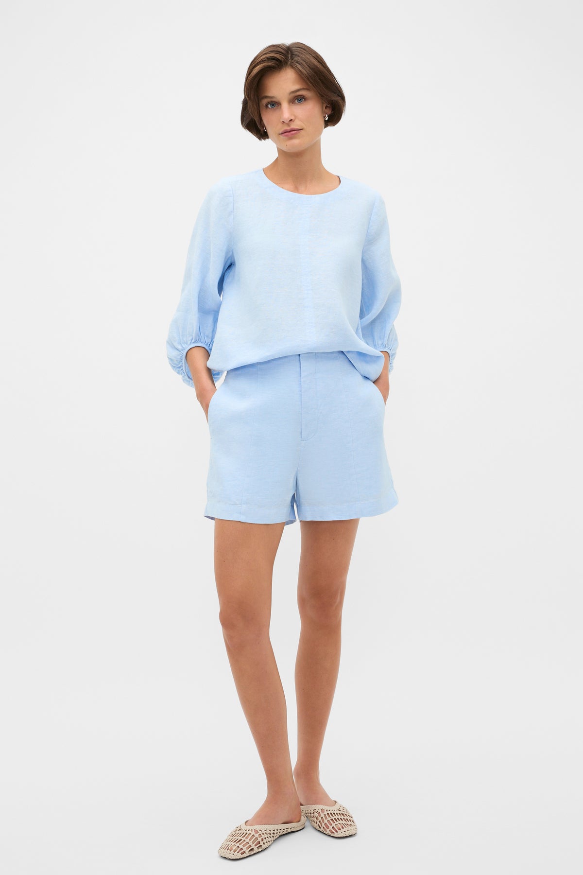 Core Linen High Rise Short