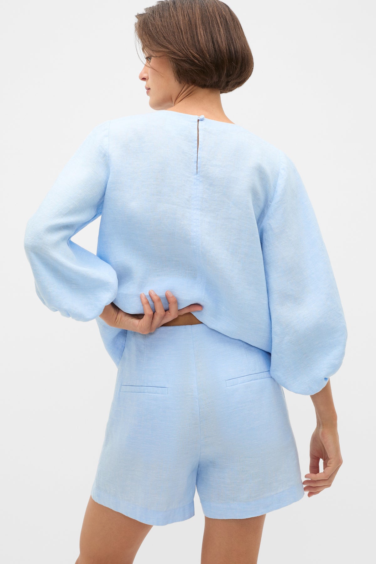 Core Linen High Rise Short