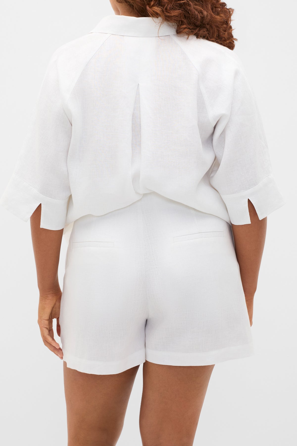Core Linen High Rise Short