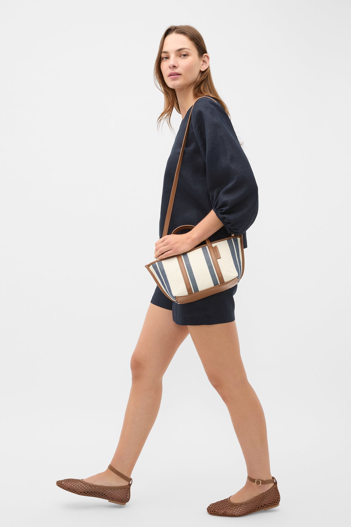 Core Linen Balloon Sleeve Top