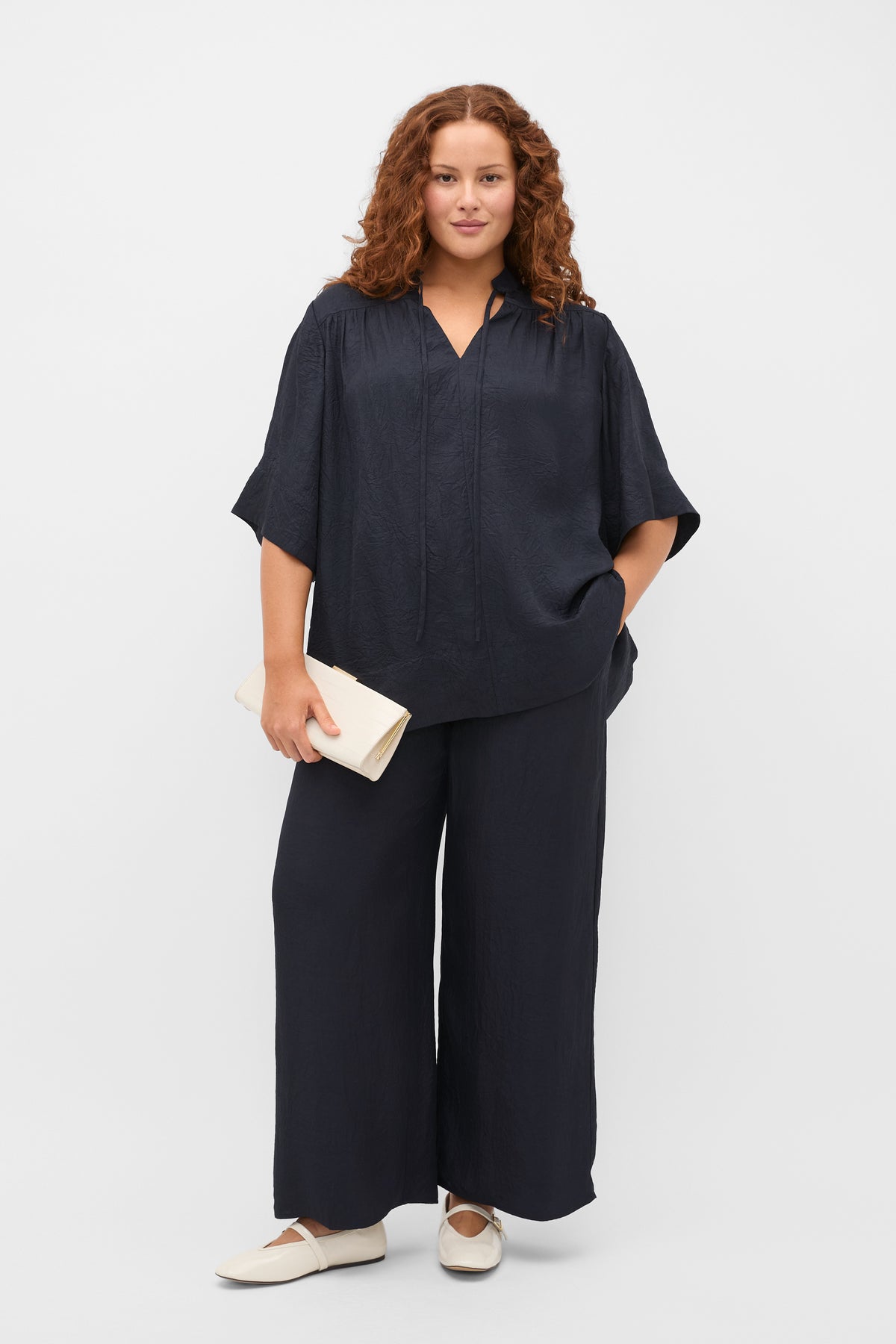 Textured Satin Easy Wide Leg Pant