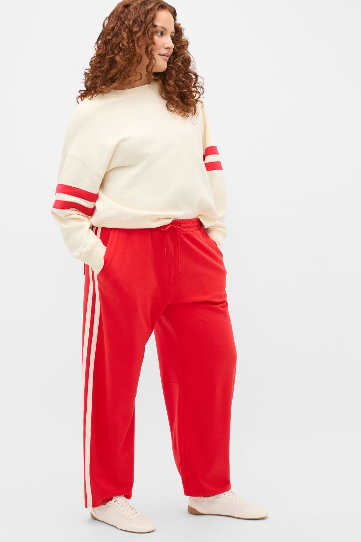 Side Stripe Barrel Leg Pant