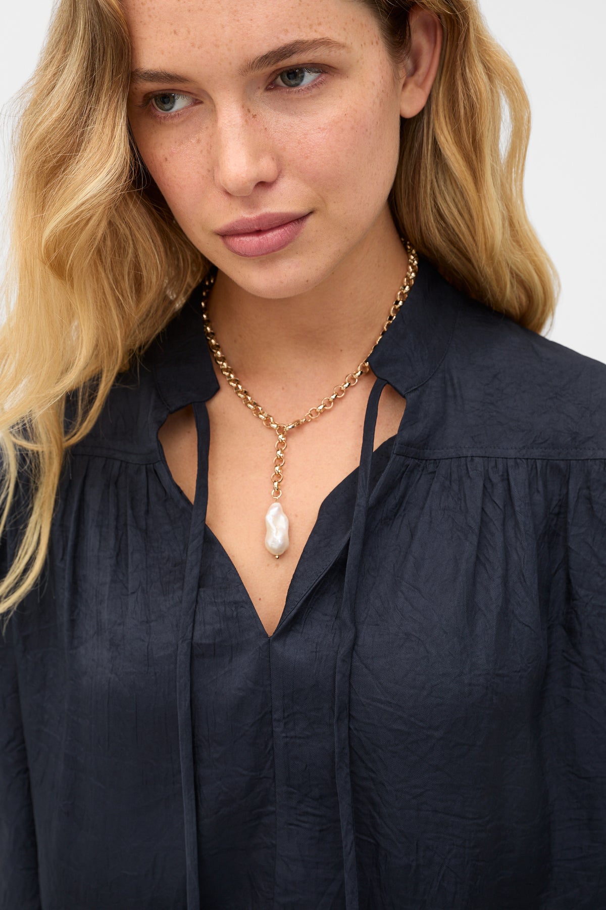 Pearl Drop Pendant Necklace