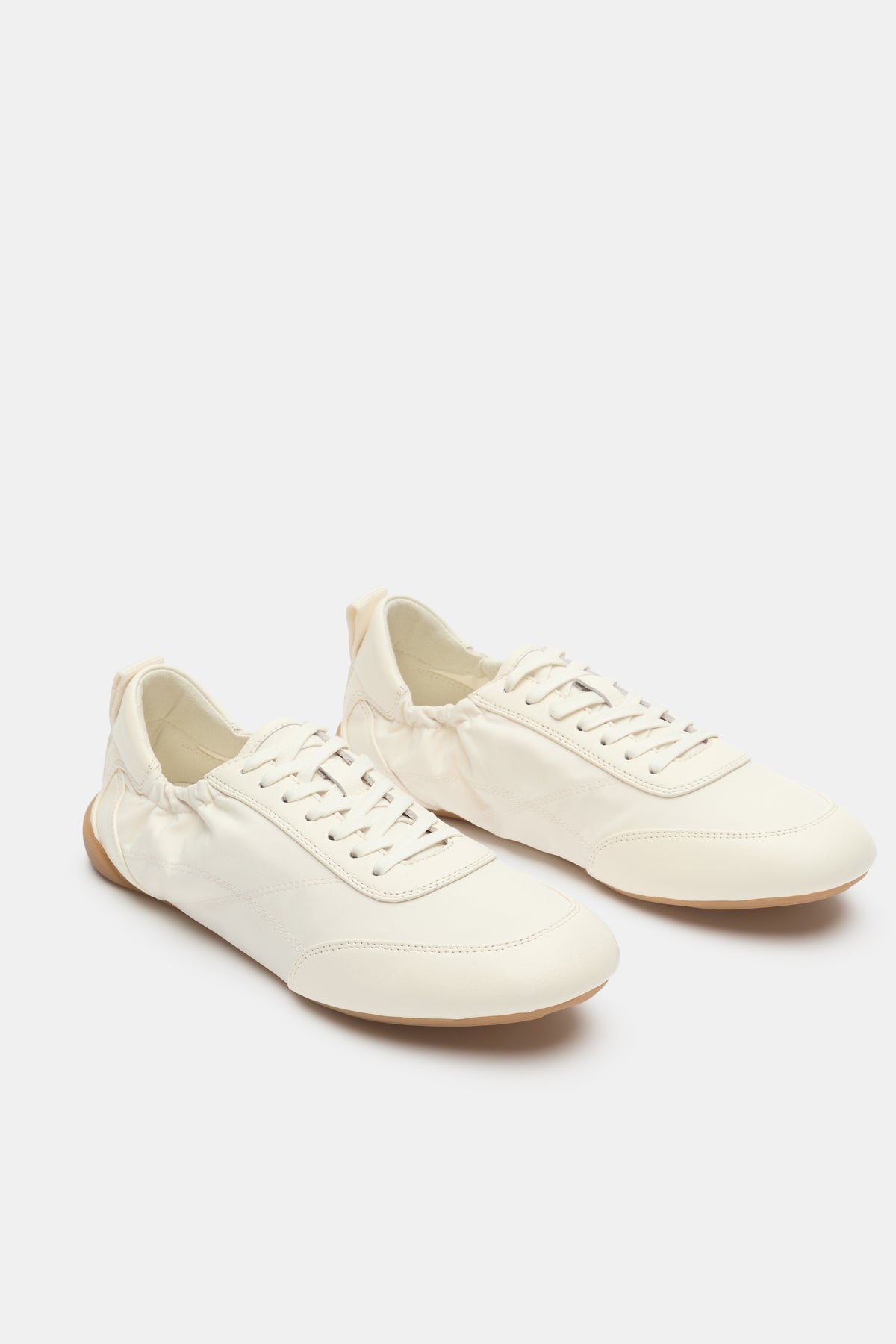 Remy Sneaker