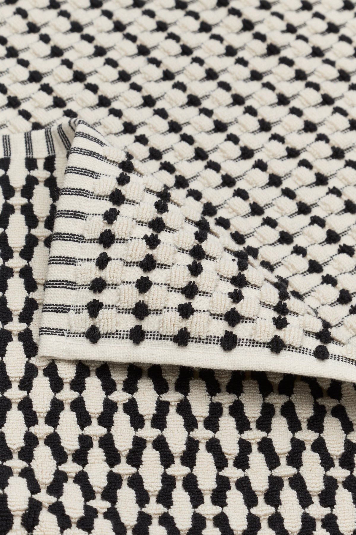 Layla Bath Mat