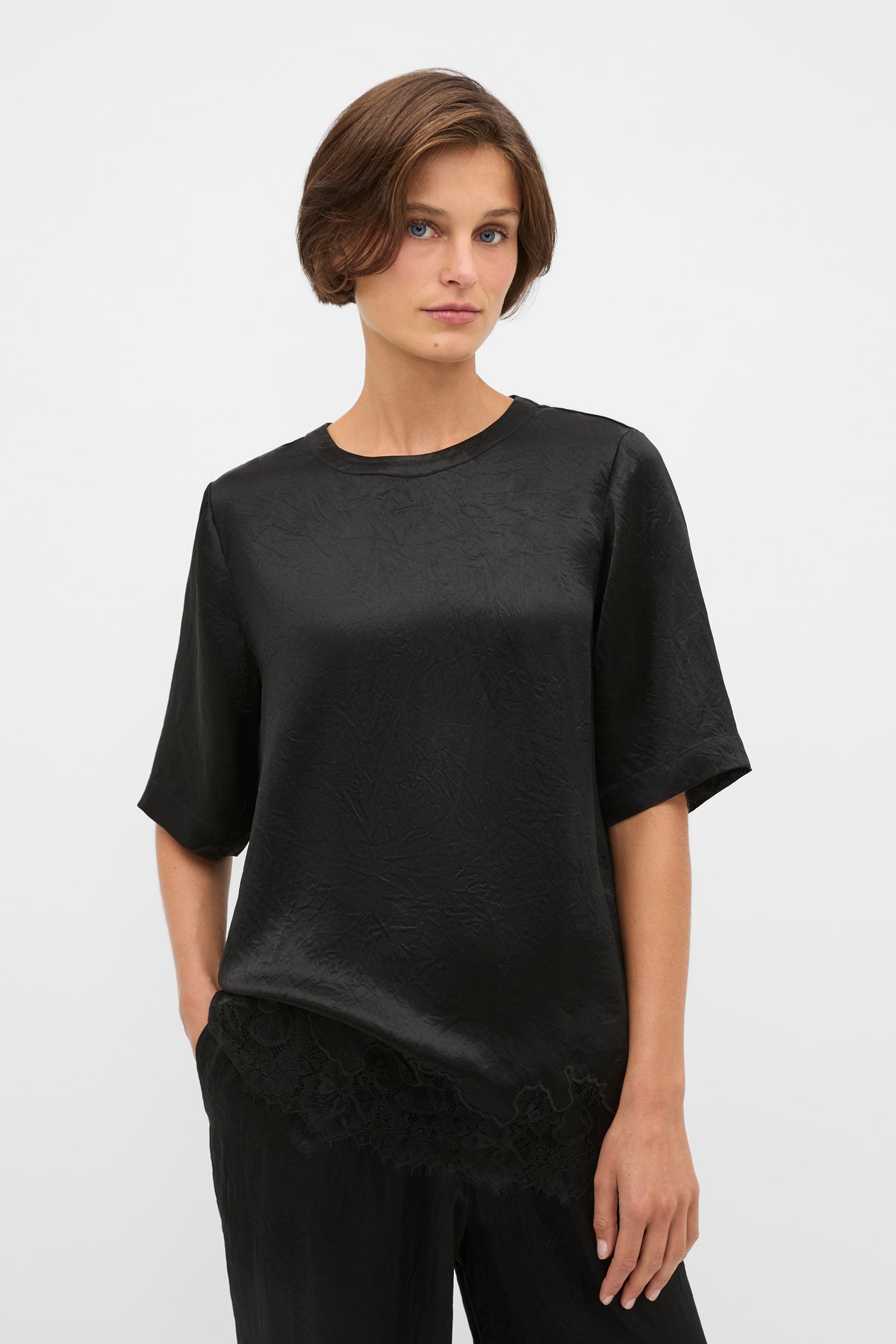 Crinkled Satin Longline Lace Tee