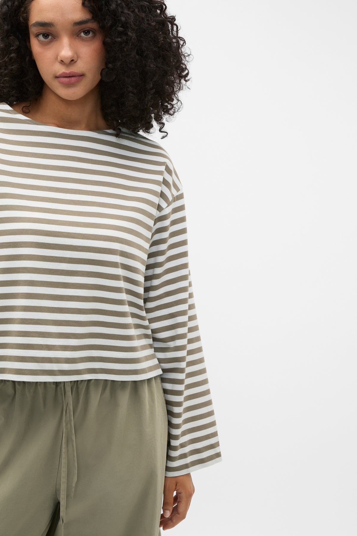 Boatneck Long Sleeve Top