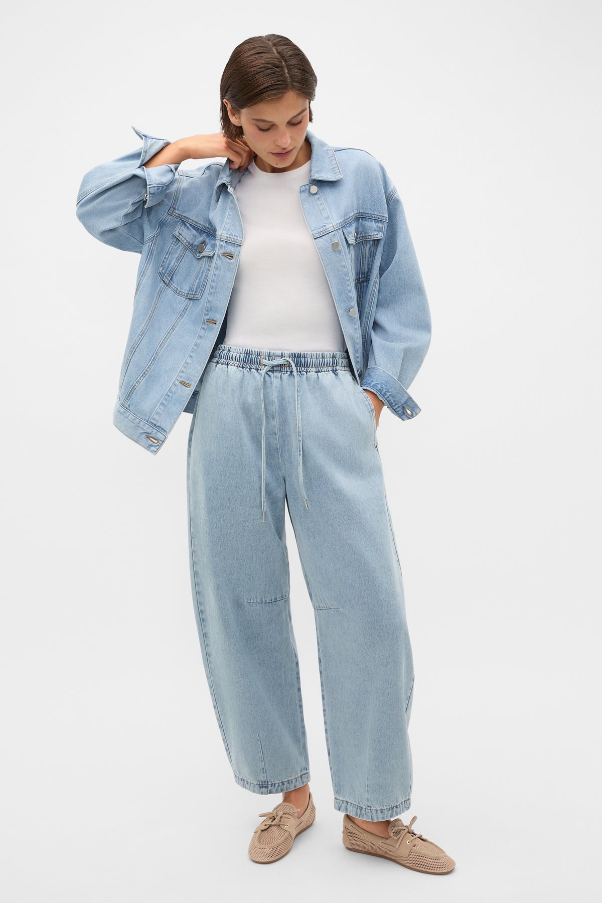 Cotton Curve Hem Tee