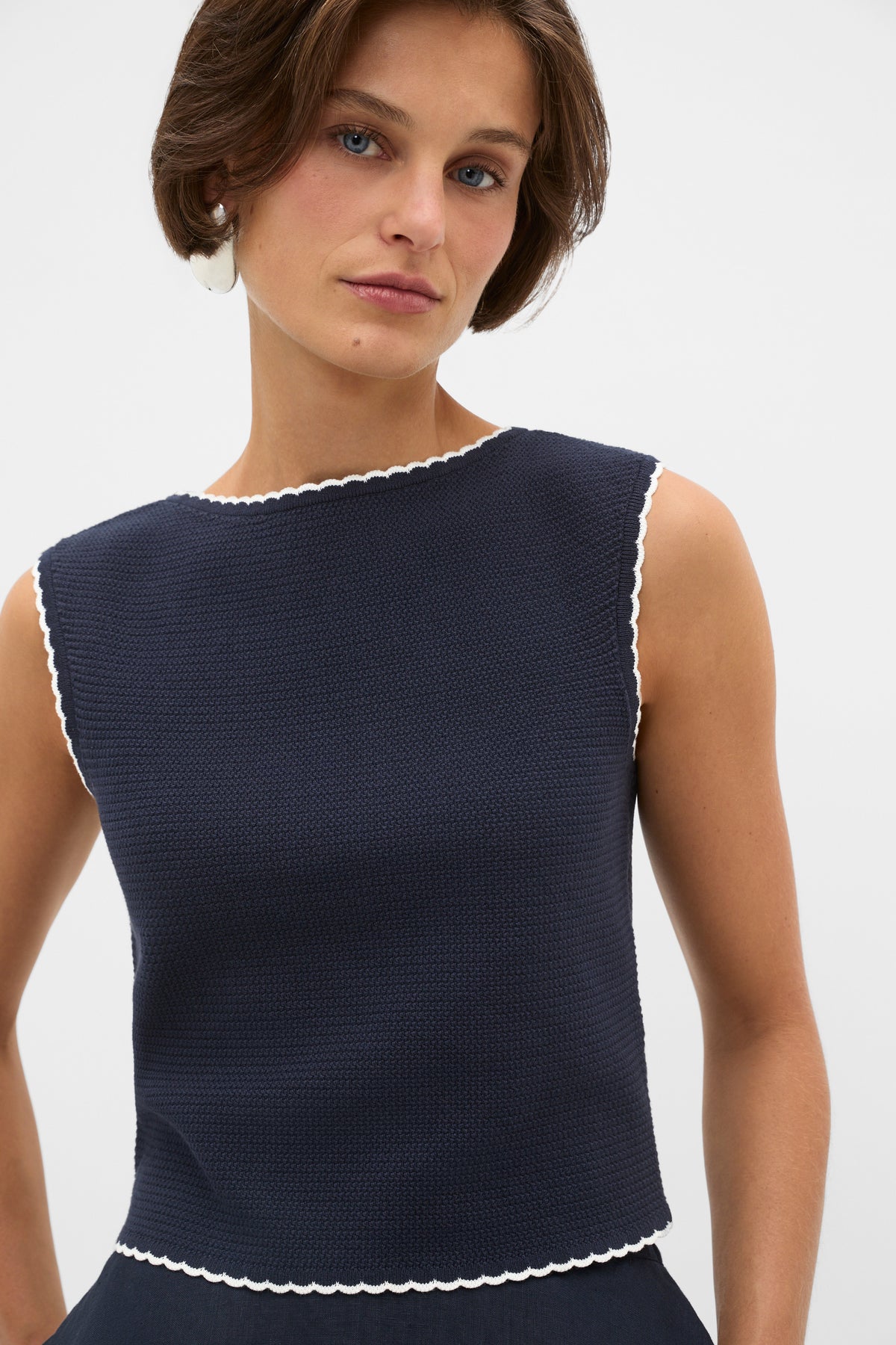 Textured Mini Scallop Knit Top