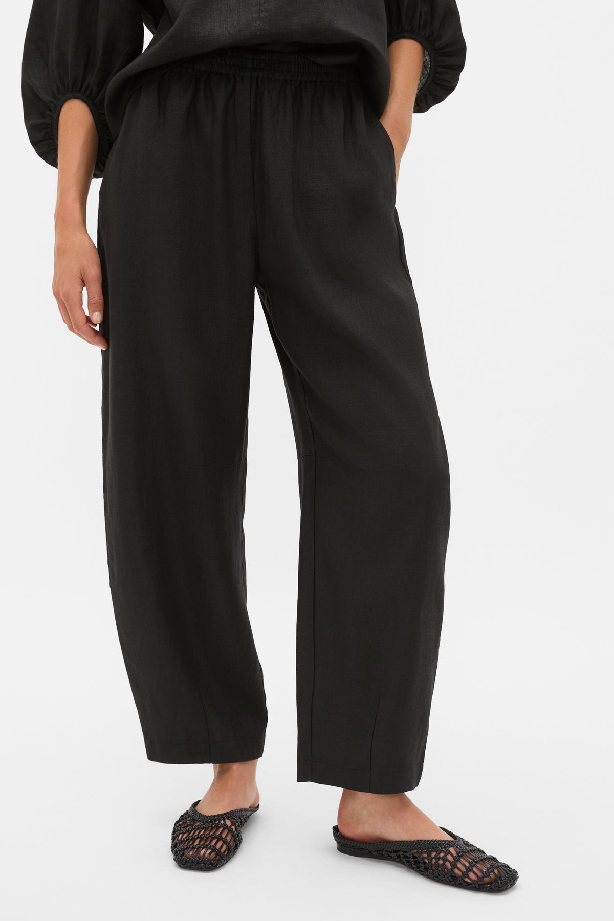 Core Linen Soft Barrel Leg Pant
