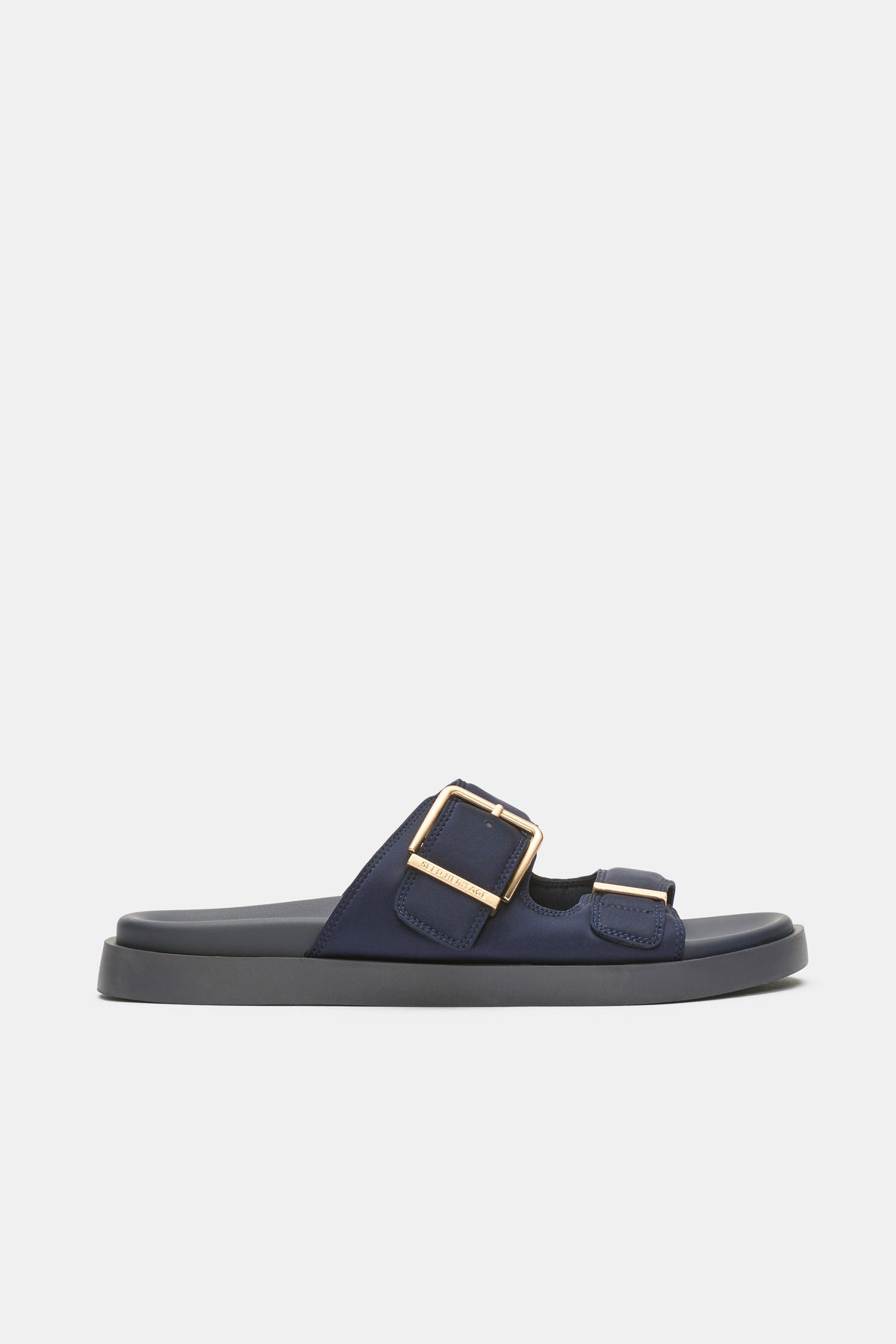 Adria Slide