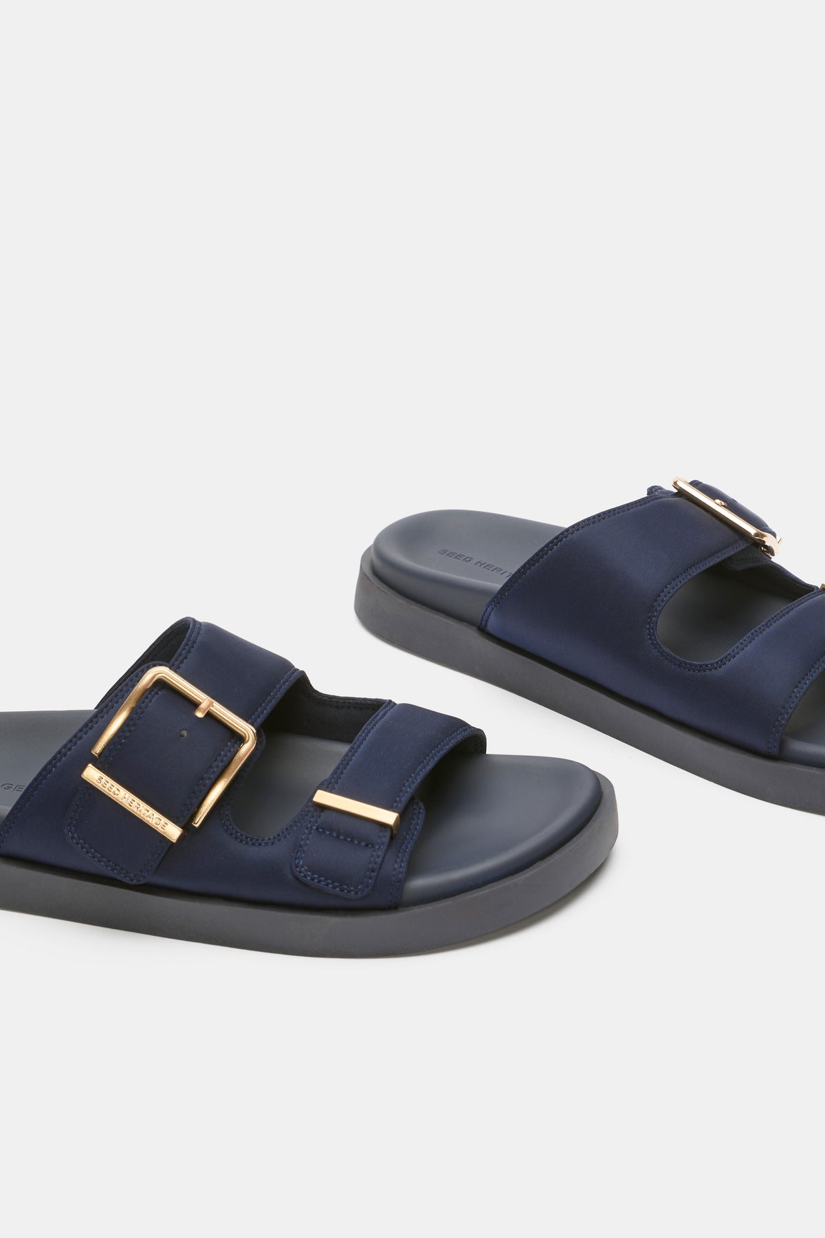 Adria Slide