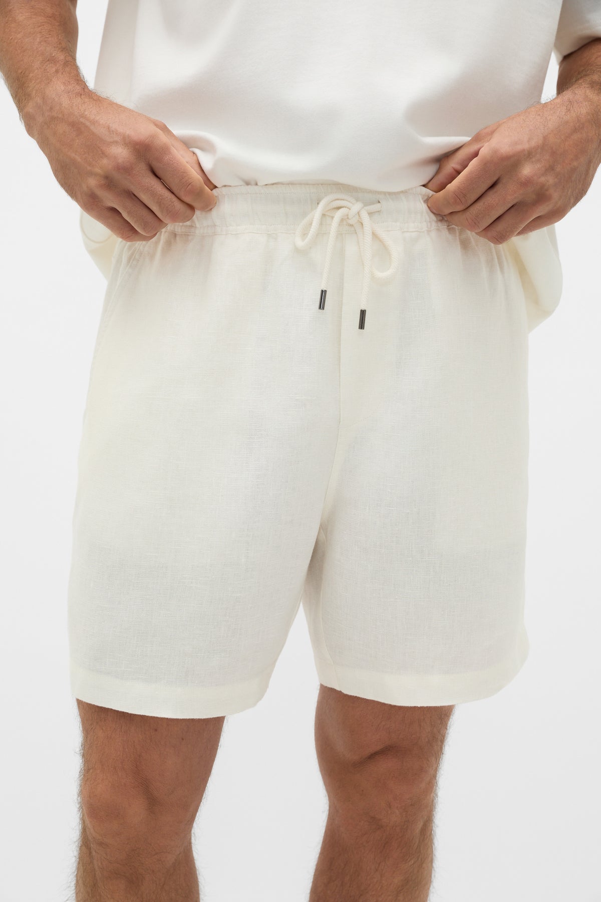Pull On Linen Short