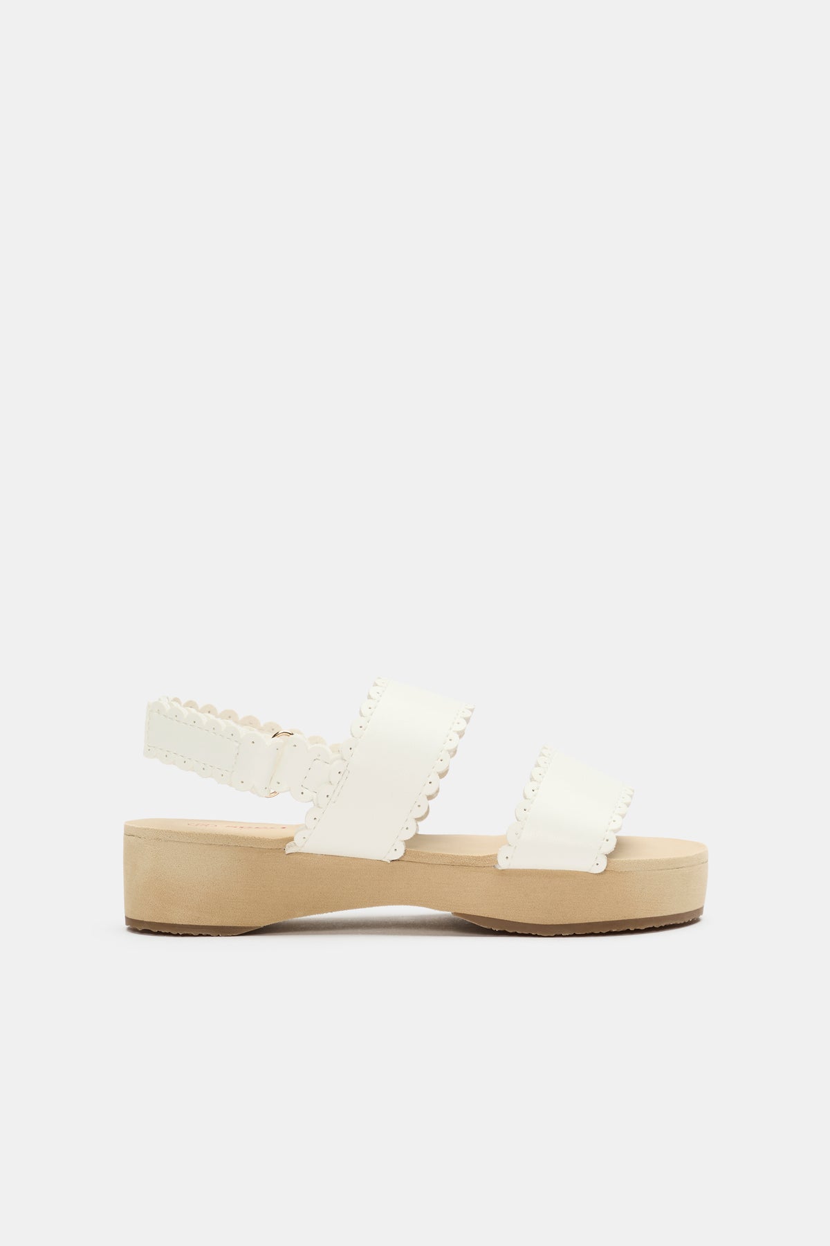 Scallop Clog