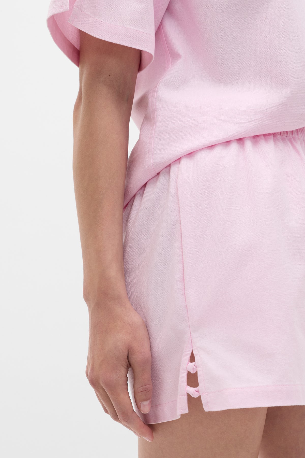 Knot Detail Short