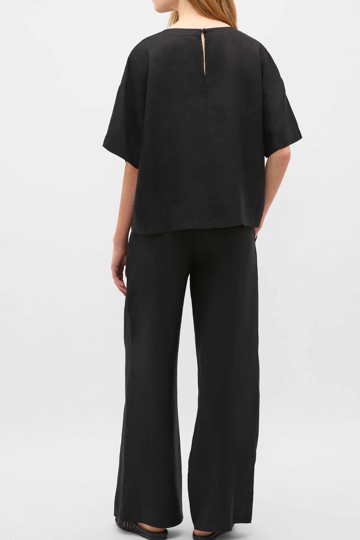 Core Linen Relaxed Tee