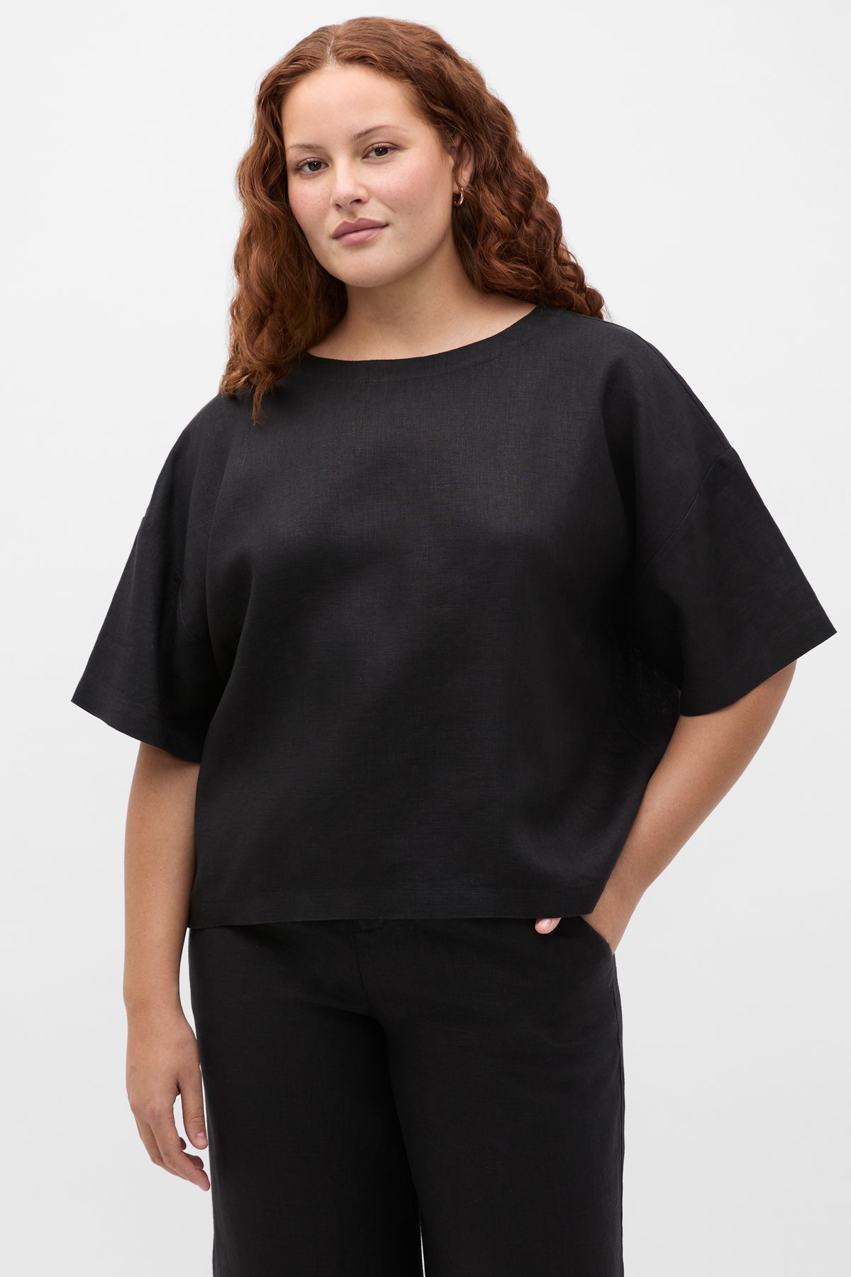 Core Linen Relaxed Tee