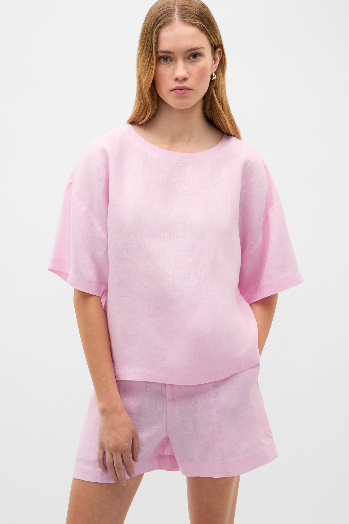 Core Linen Relaxed Tee