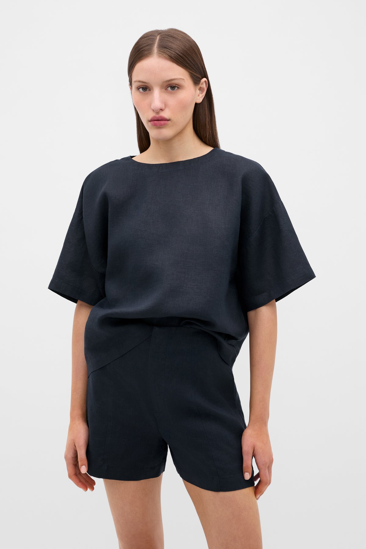 Core Linen Relaxed Tee