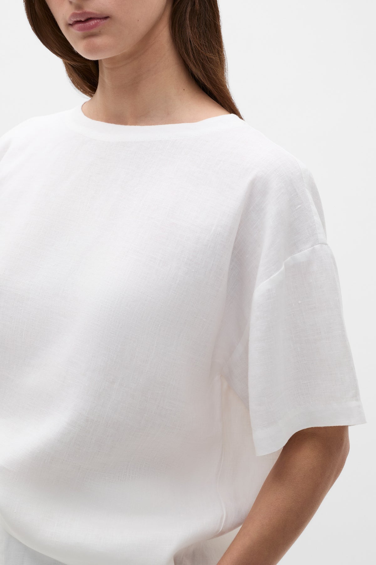 Core Linen Relaxed Tee