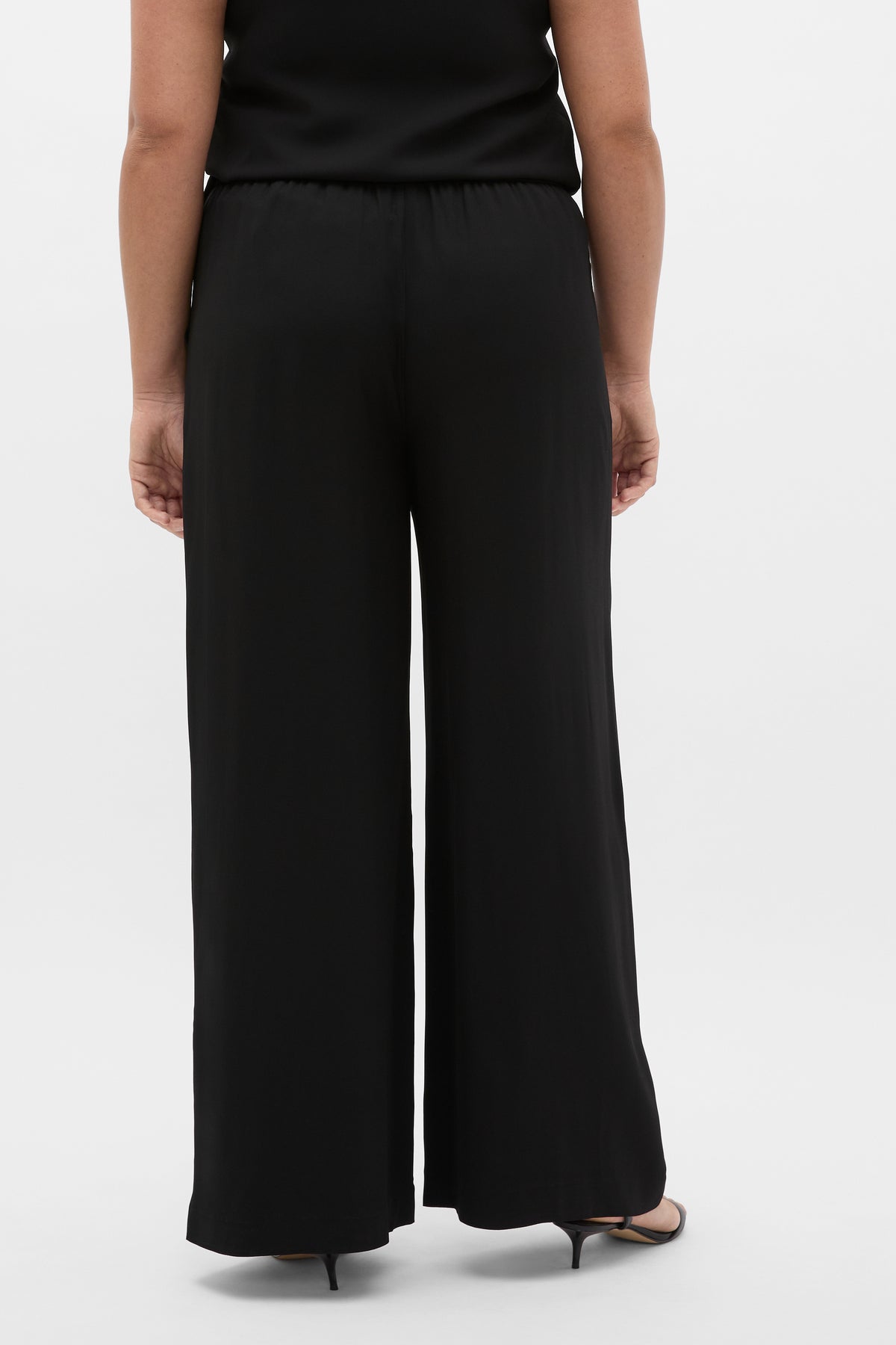 Satin Back Wide Leg Pant