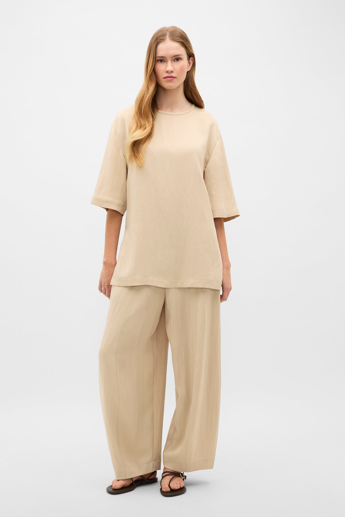 Textured Twill Balloon Pant