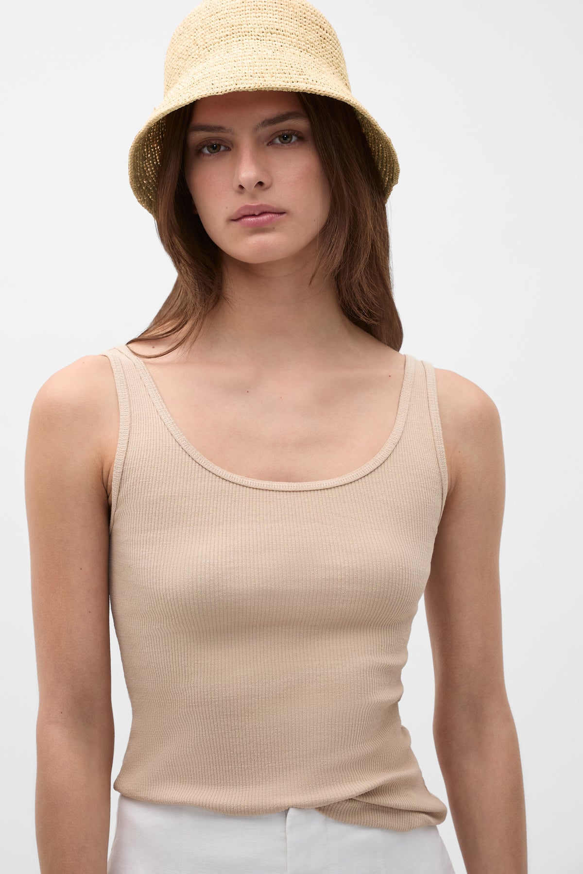 Short Brim Raffia Bucket Hat