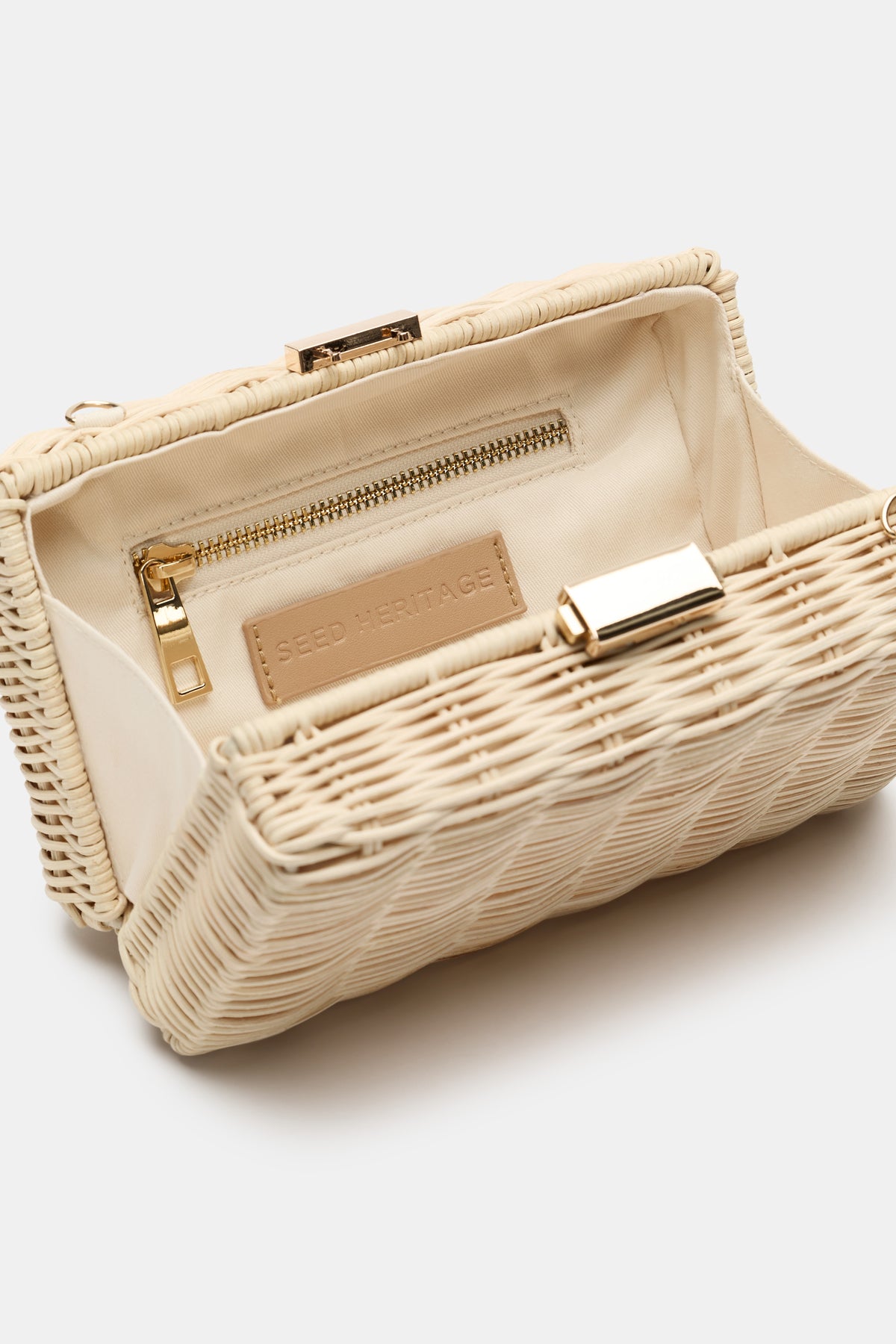 Rattan Box Clutch