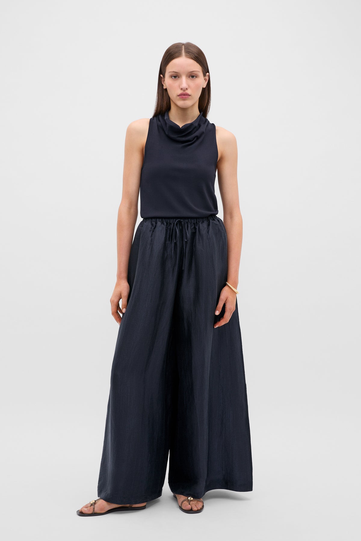Fluid Wide Leg Pant
