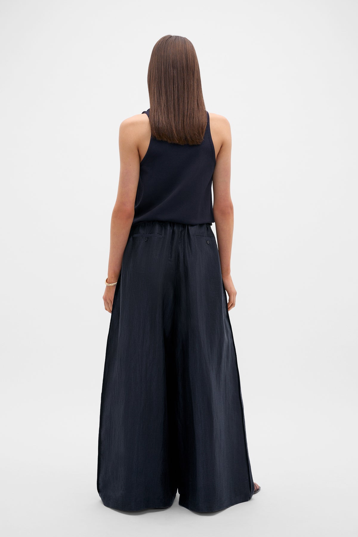Fluid Wide Leg Pant