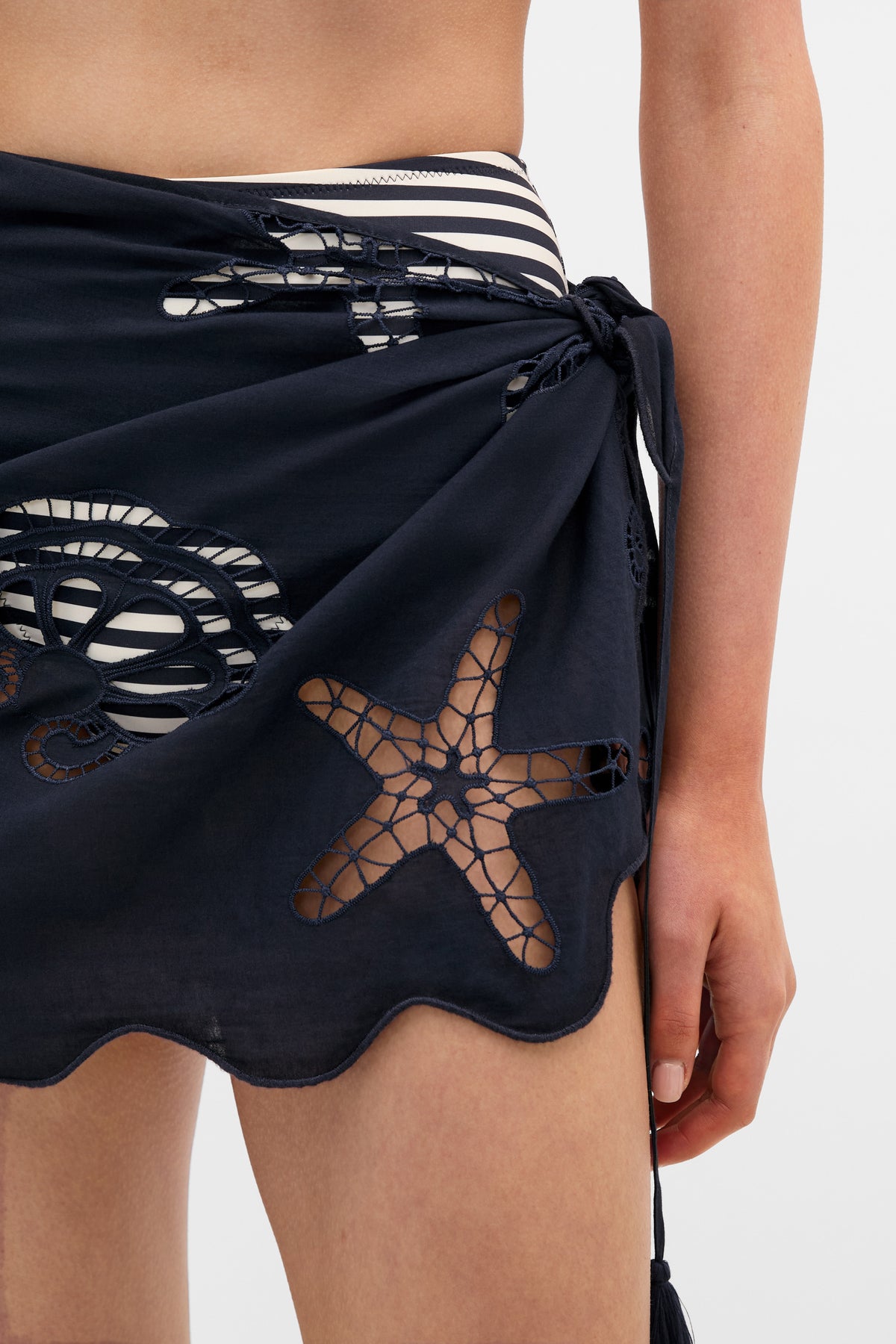 Seashell Embroidered Short Sarong
