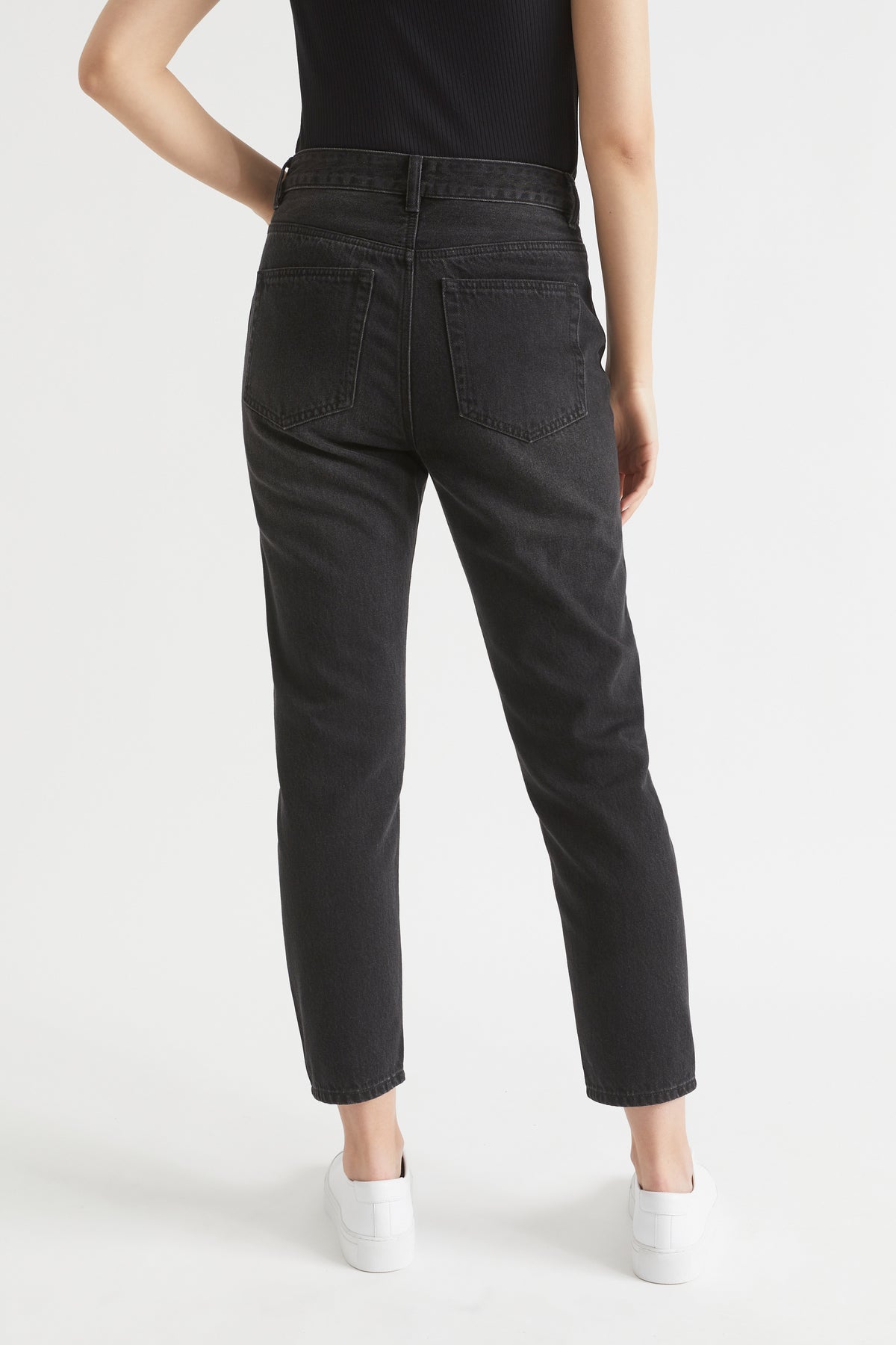 Core Slim Leg Rigid Jean
