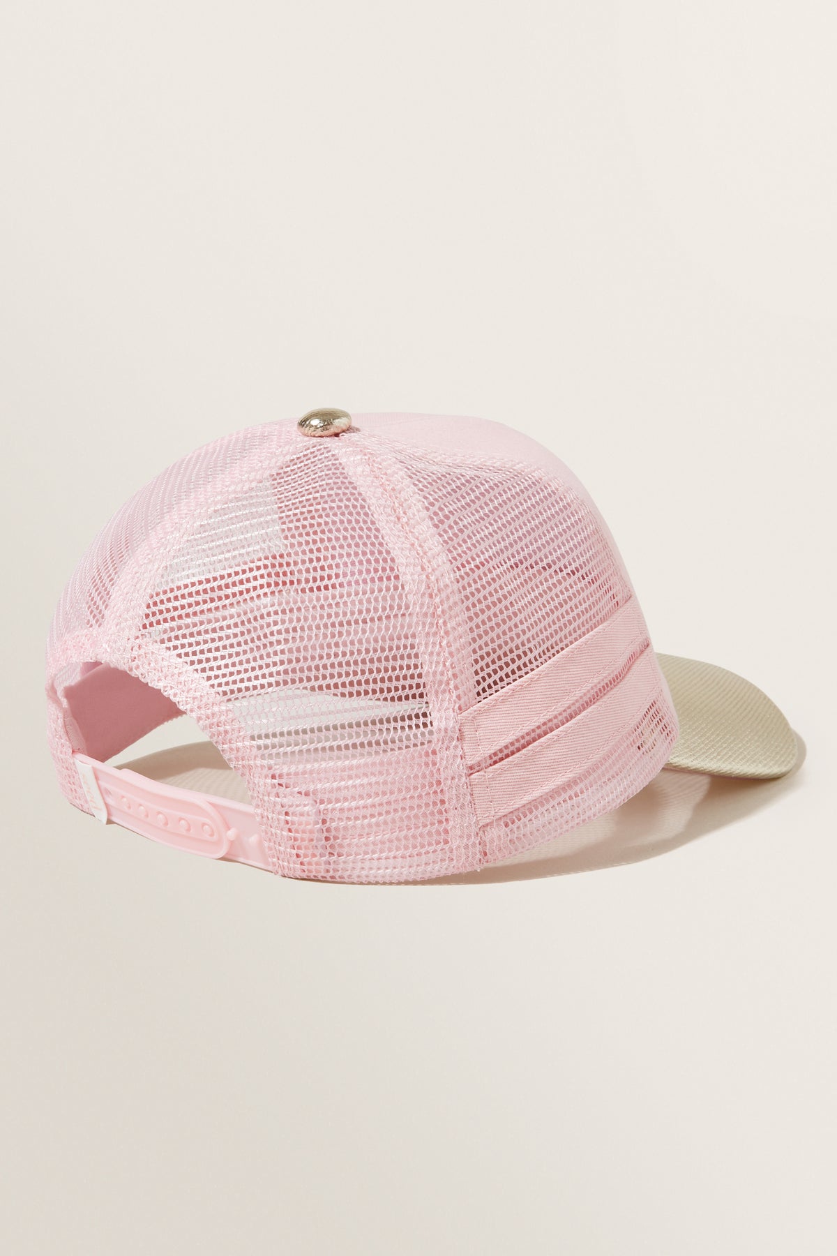 Rainbow Initial Cap