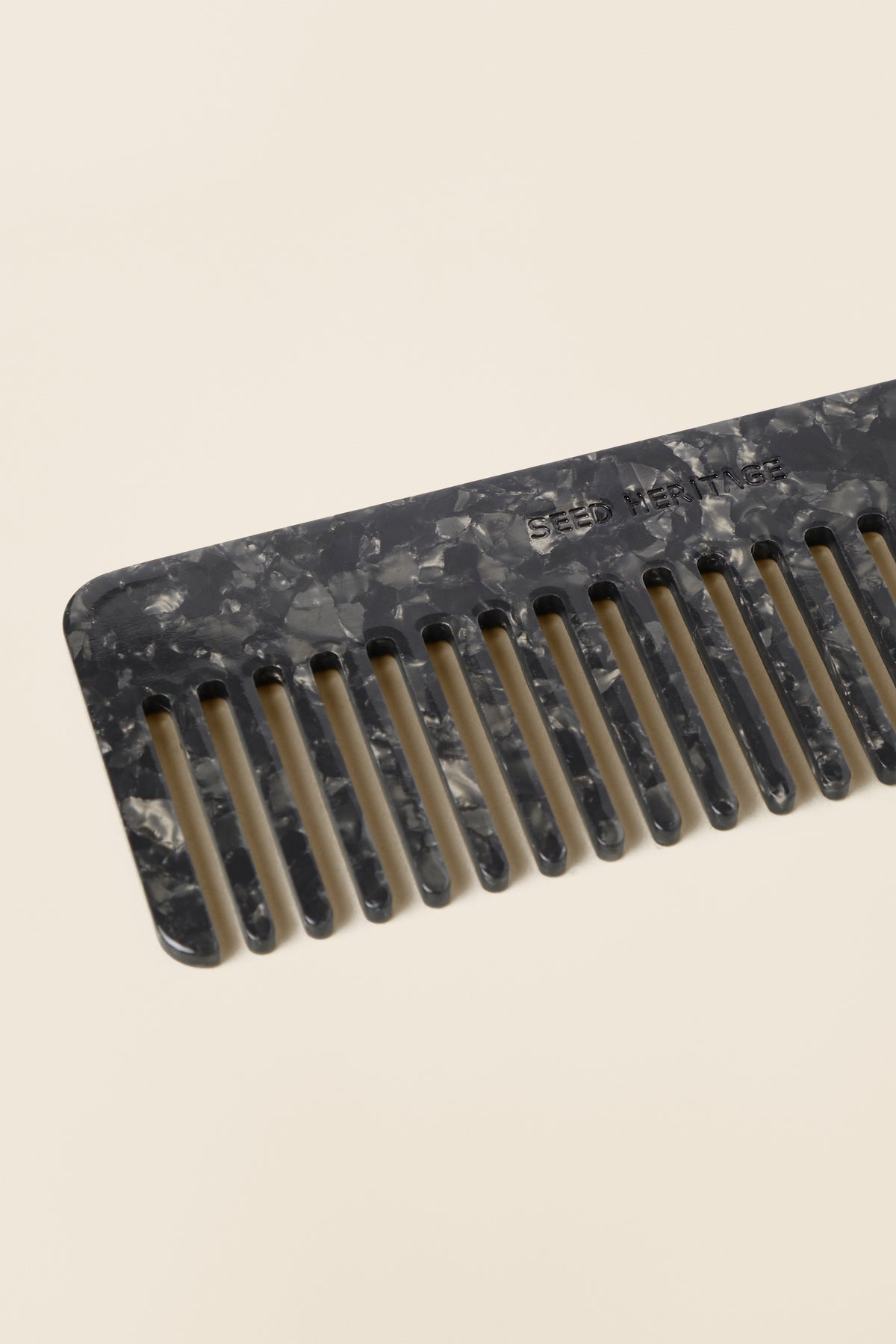 Resin Tort Comb