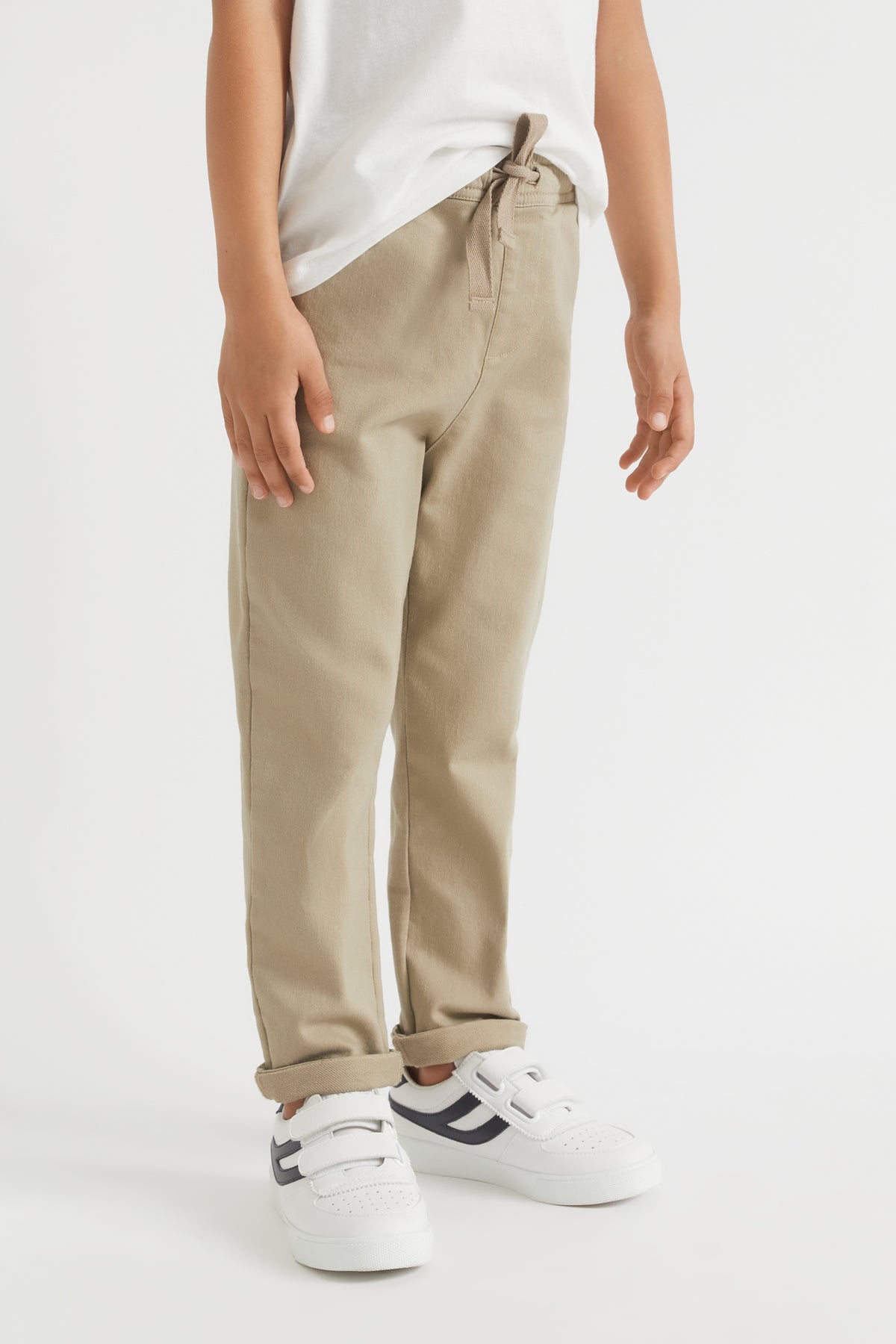 Core Logo Chino
