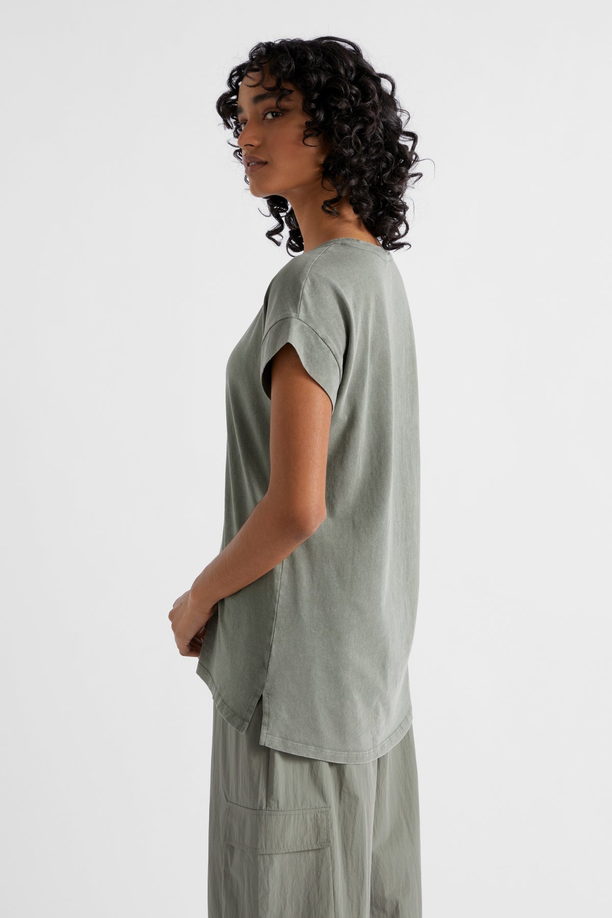 Core Longline Tee