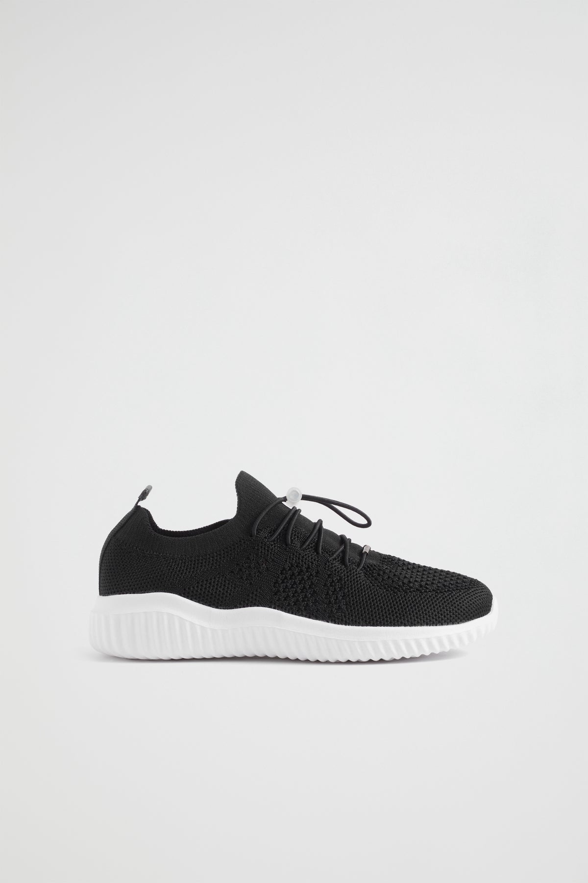 Knit Trainer