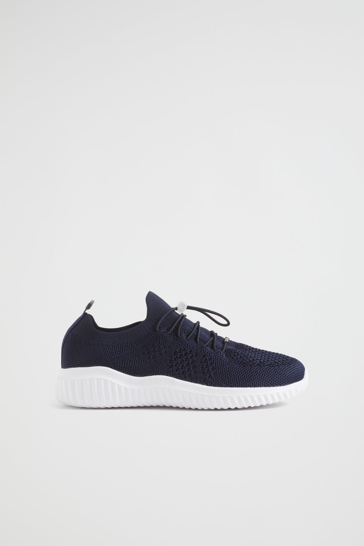 Knit Trainer