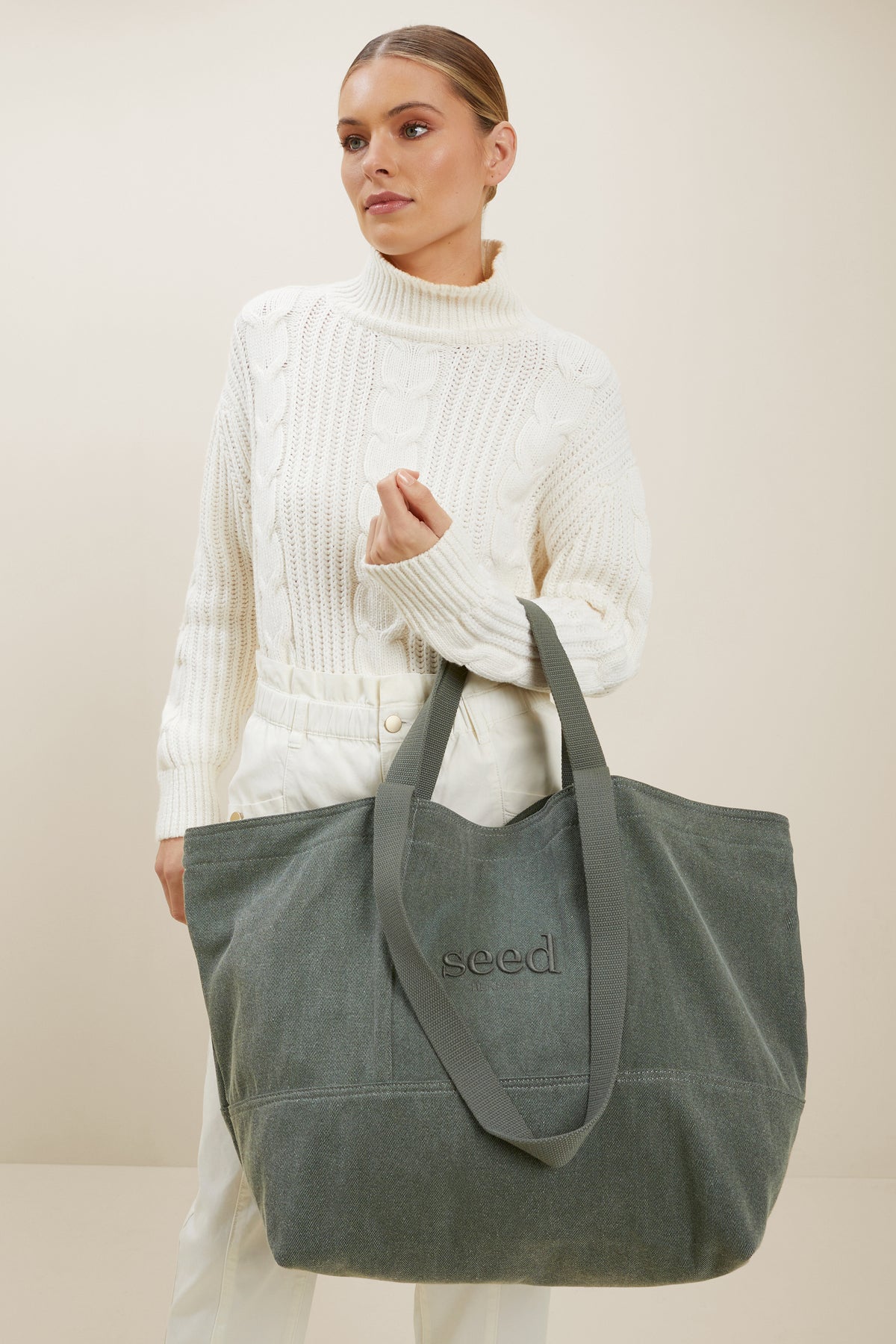 Seed Overnight Bag