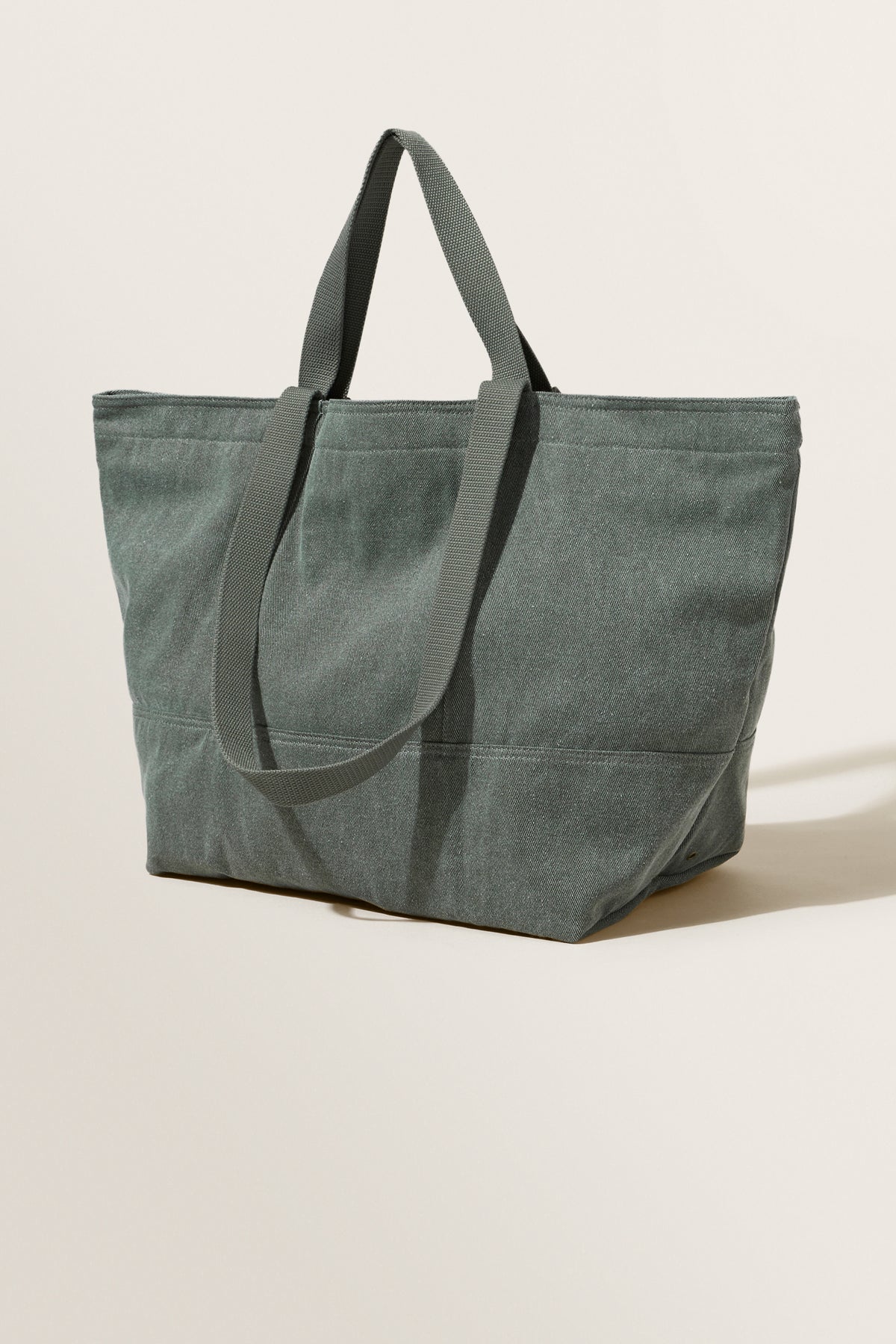 Seed Overnight Bag