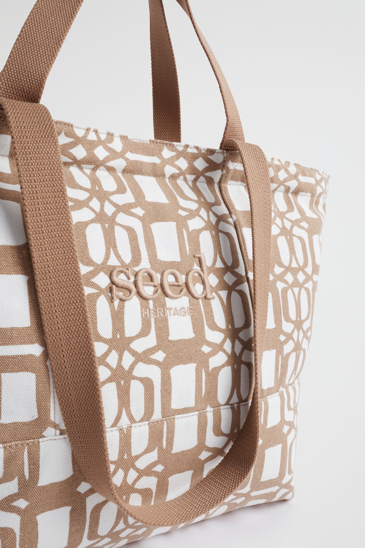 Seed Overnight Bag
