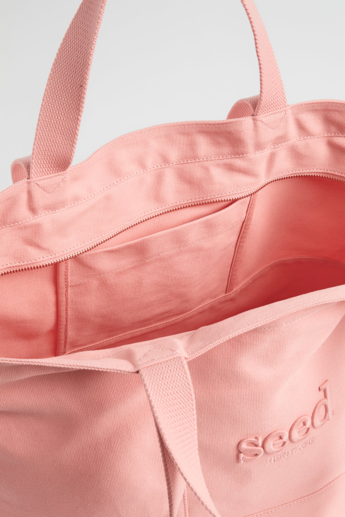Seed Overnight Bag