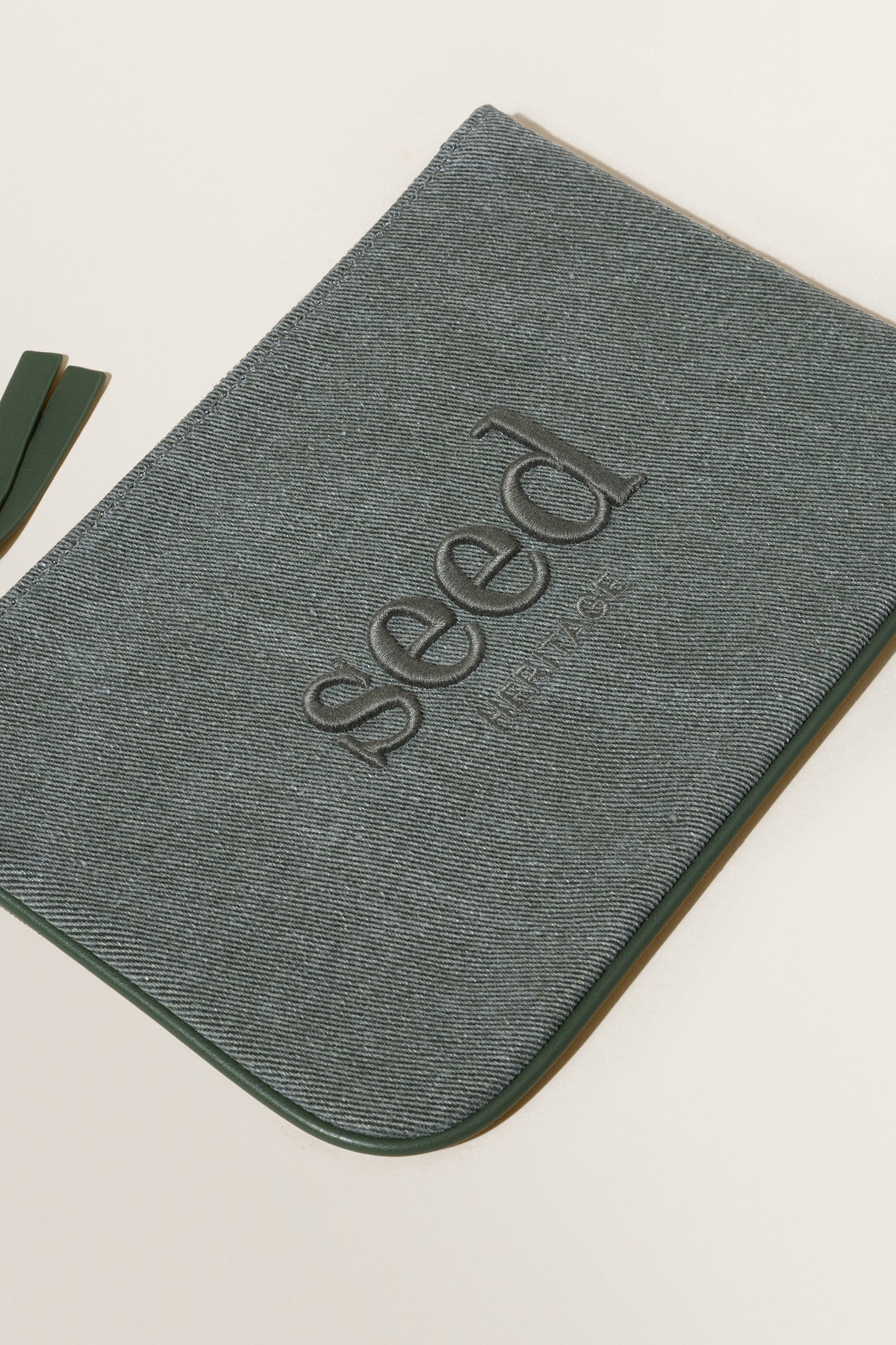 Seed Pouch