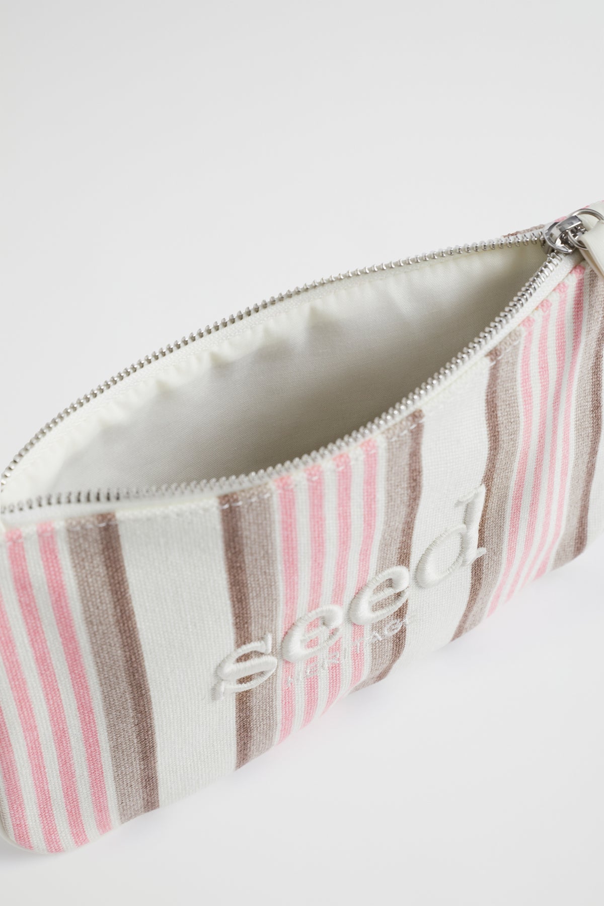 Seed Pouch